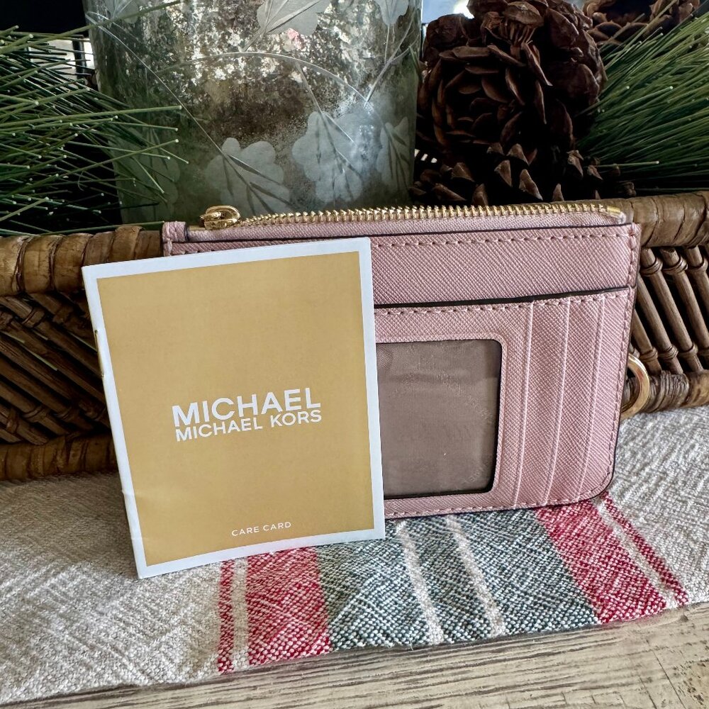 Brand-NEW Michael Kors Wallet Pink